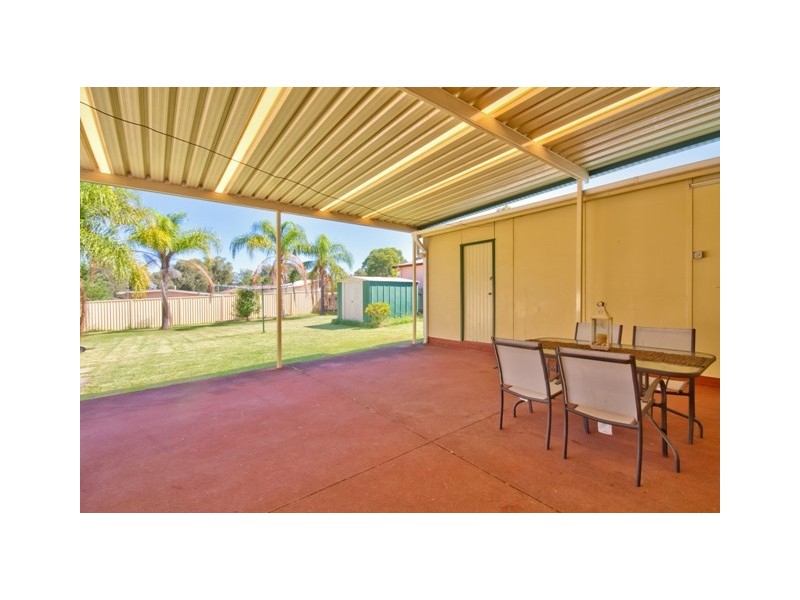 4 Goobarabah Road, Gorokan NSW 2263