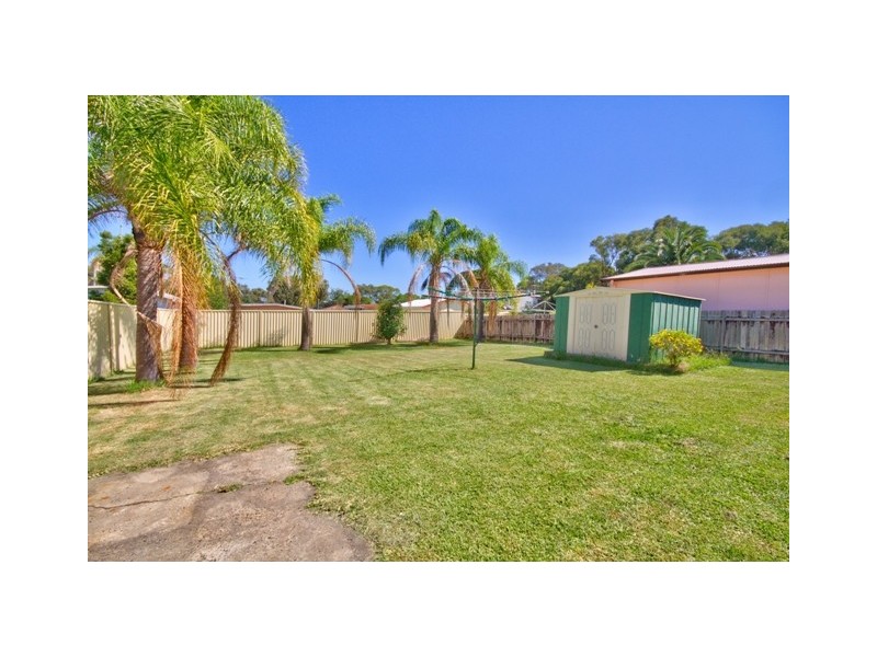 4 Goobarabah Road, Gorokan NSW 2263