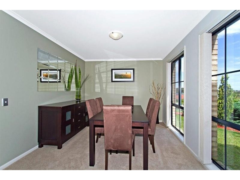 2 Barrington Dr, Woongarrah NSW 2259