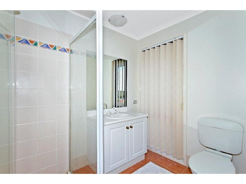 2 Barrington Dr, Woongarrah NSW 2259