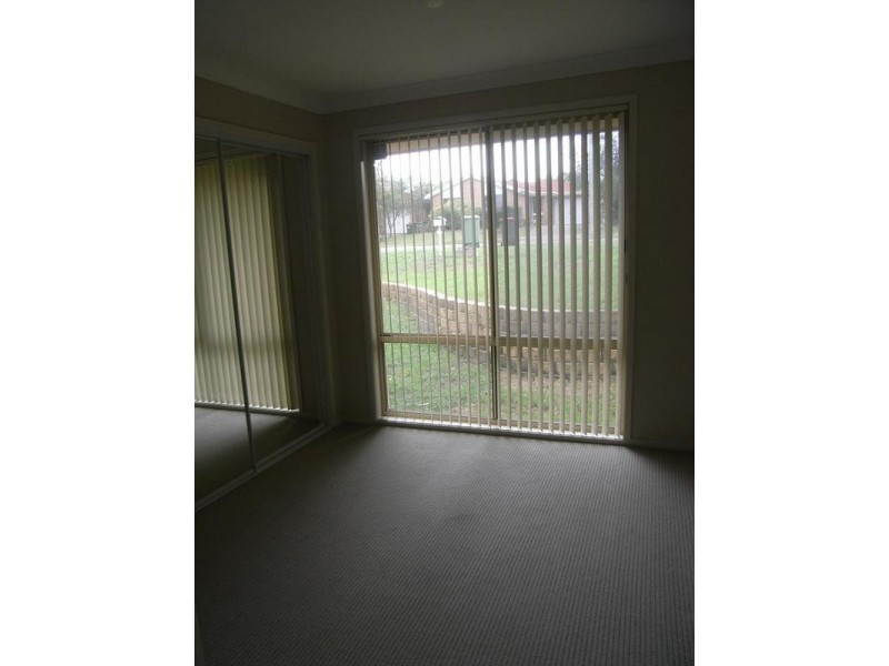 74 Roper Rd, Blue Haven NSW 2262