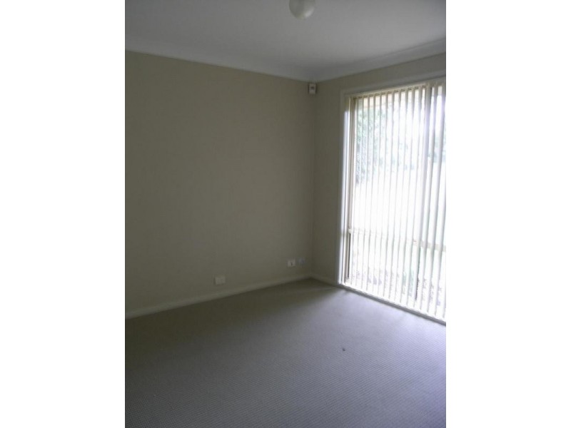 74 Roper Rd, Blue Haven NSW 2262