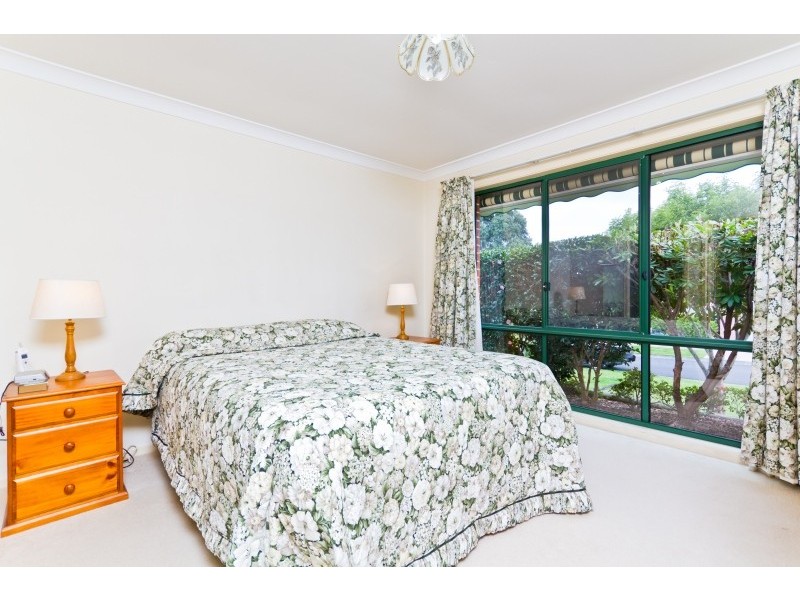 10 Plane Tree Circuit, Woongarrah NSW 2259