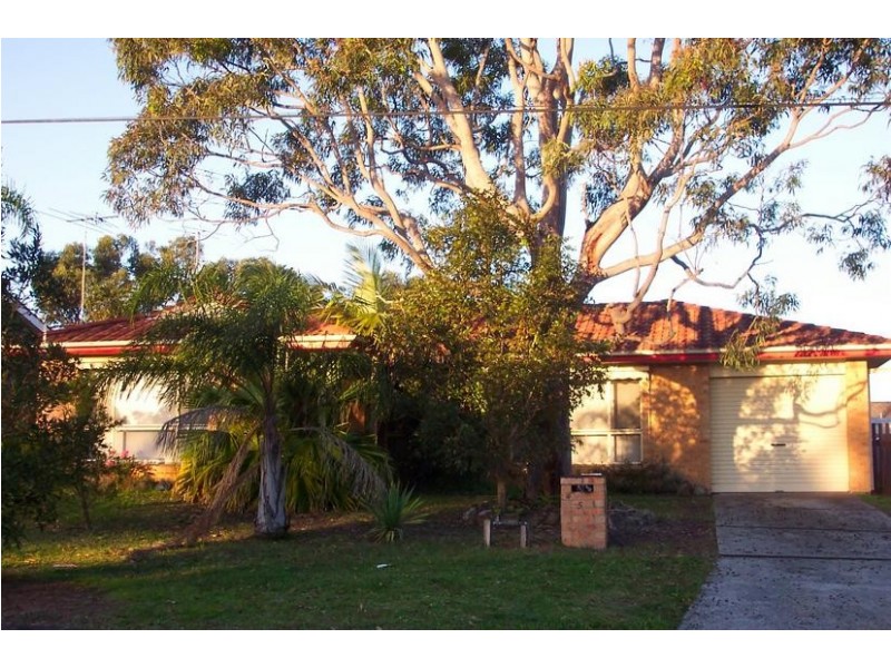 5 Whiteswan Avenue, Blue Haven NSW 2262