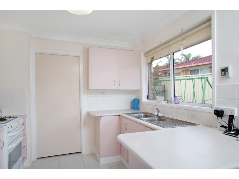 2 Tandara Close, Blue Haven NSW 2262