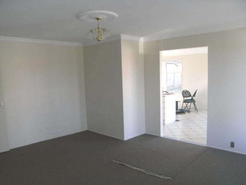 4 Wren Place, Hamlyn Terrace NSW 2259