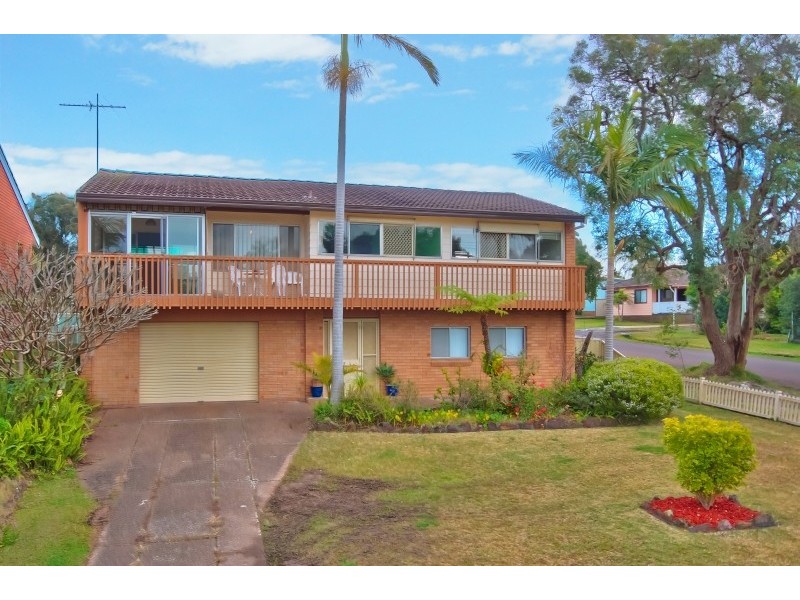 40 Malvina Parade, Gorokan NSW 2263