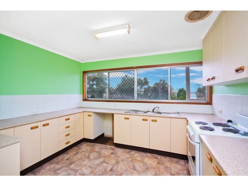 40 Malvina Parade, Gorokan NSW 2263