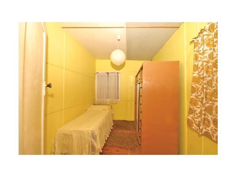 34 Malvina PARADE, Gorokan NSW 2263