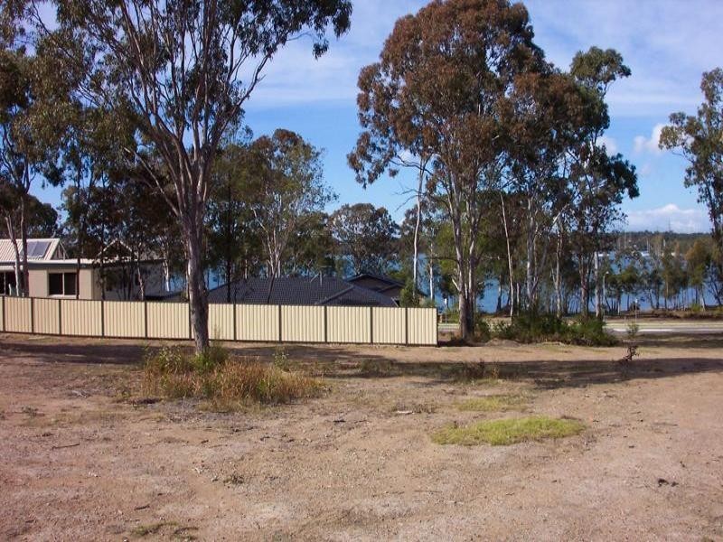 21 Watanga Crescent, Wyee Point NSW 2259