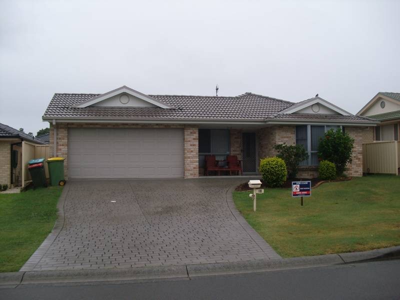 13 Landhaven Ave, Blue Haven NSW 2262