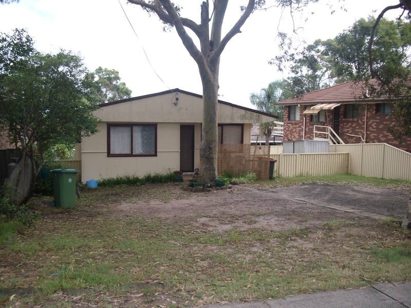 28 Craigie Avenue, Kanwal NSW 2259