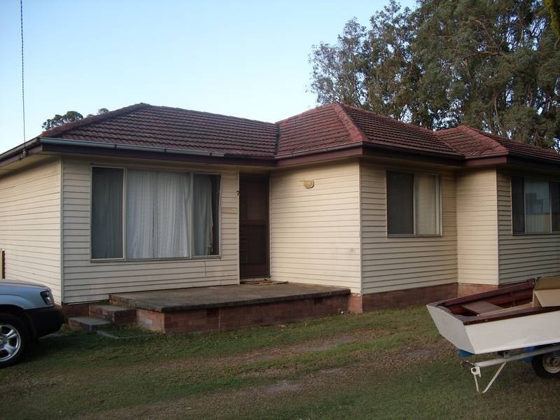 7 Wallarah Road, Gorokan NSW 2263