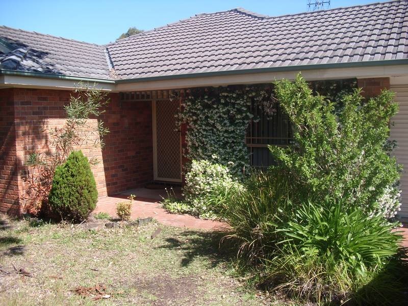 28 Rosella Circuit, Blue Haven NSW 2262