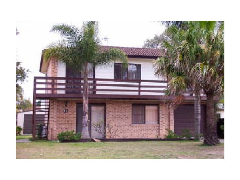 18 Balmoral Drive, Gorokan NSW 2263