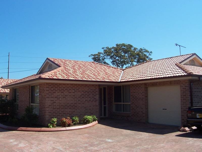 2/745-747 Pacific Highway, Kanwal NSW 2259