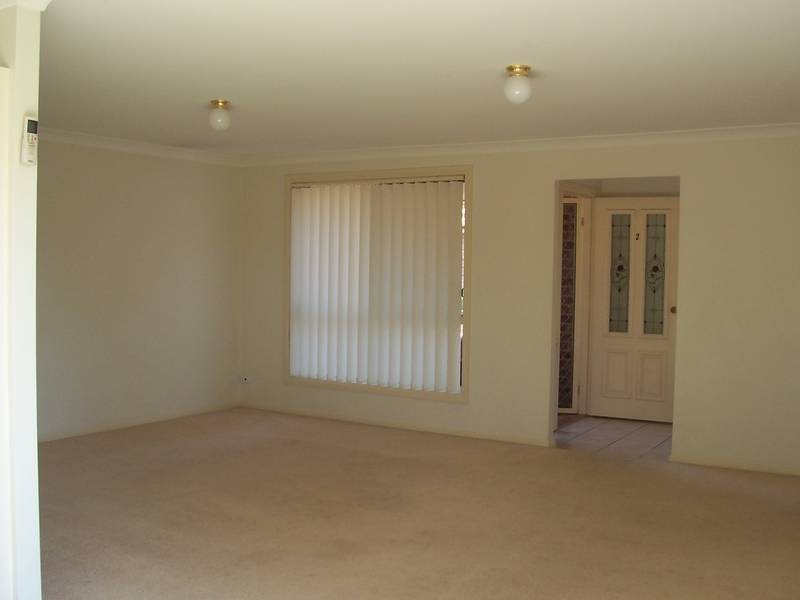 2/745-747 Pacific Highway, Kanwal NSW 2259