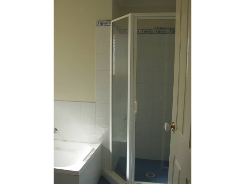 2/745-747 Pacific Highway, Kanwal NSW 2259