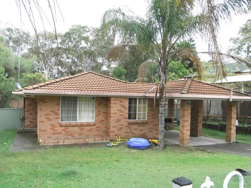 34 Minnamurra Road, Gorokan NSW 2263