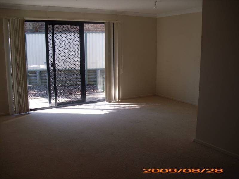 2/59 Clarkson Lane, Lake Haven NSW 2263