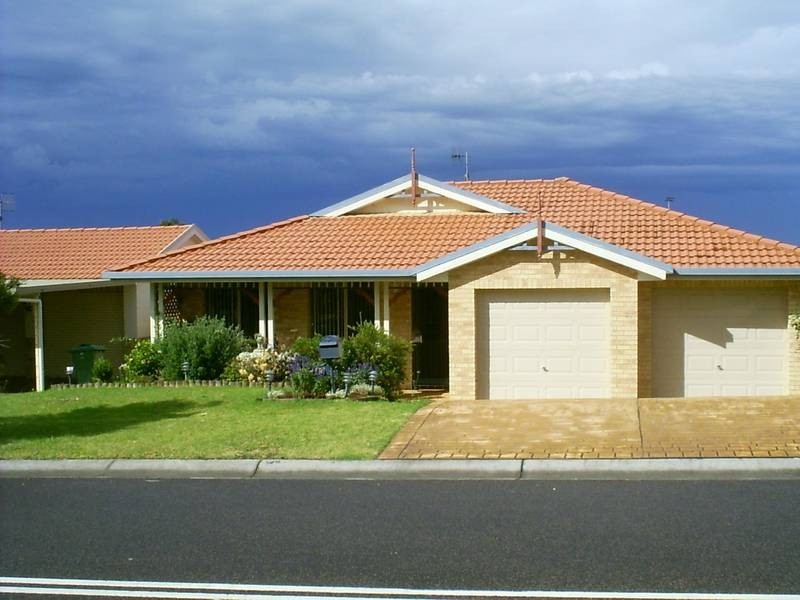 43 Timbara Crescent, Blue Haven NSW 2262