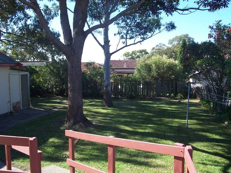 60 Main Road, Toukley NSW 2263