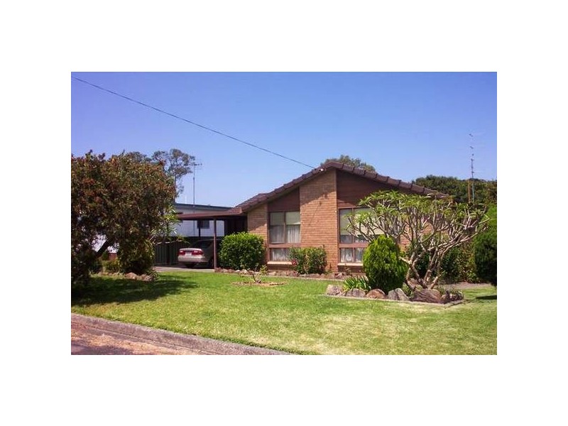Mary Street, Gorokan NSW 2263