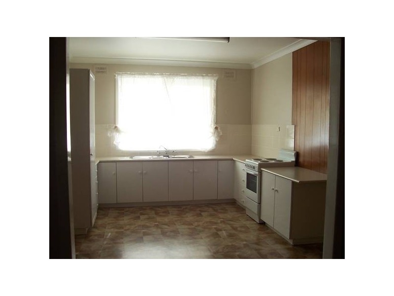 1 Avonlea Avenue, Gorokan NSW 2263