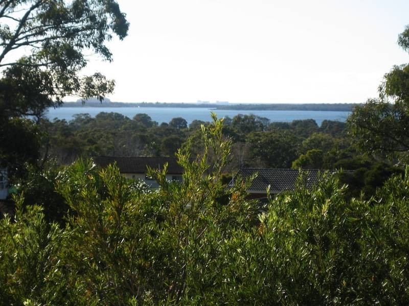 25 Grandview Parade, Gorokan NSW 2263