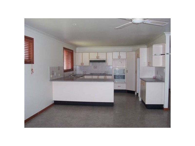 55 Lloyd Avenue, Chain Valley Bay NSW 2259