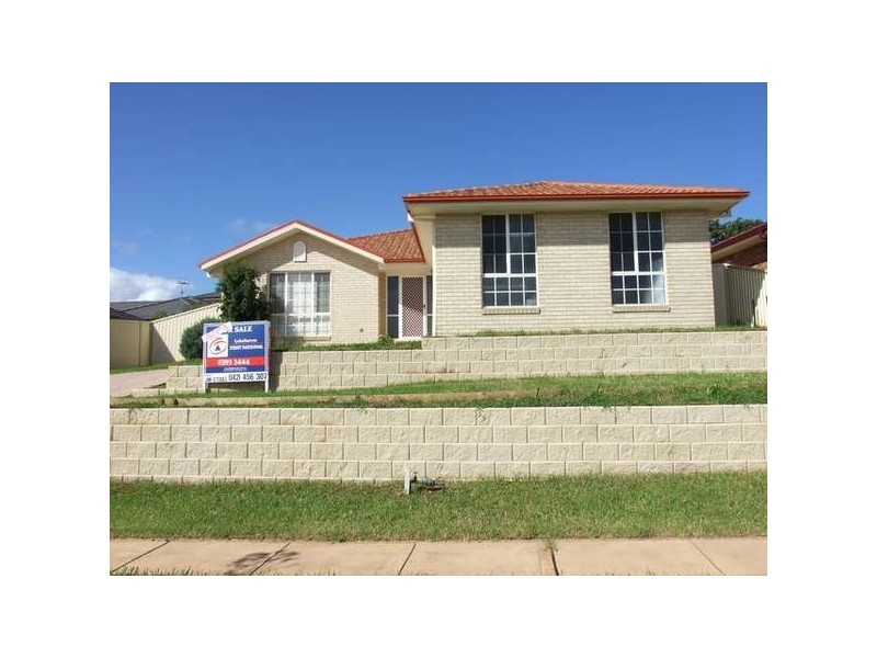 2 Lupin close, Woongarrah NSW 2259
