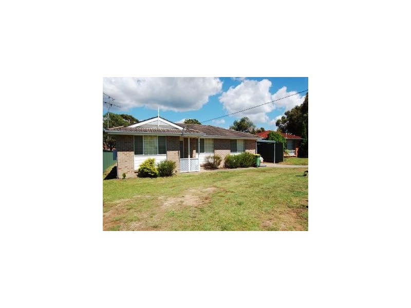 4 Maheno Avenue, Blue Haven NSW 2262