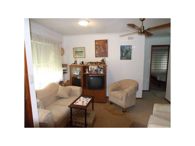 12 Sylvia Avenue, Gorokan NSW 2263