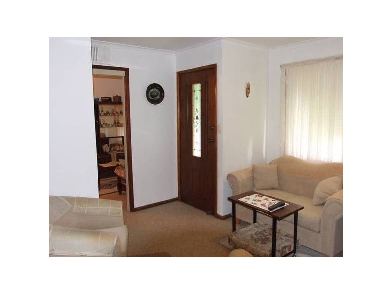 12 Sylvia Avenue, Gorokan NSW 2263