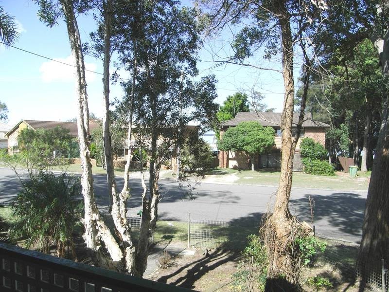 11 Lett St, Gorokan NSW 2263