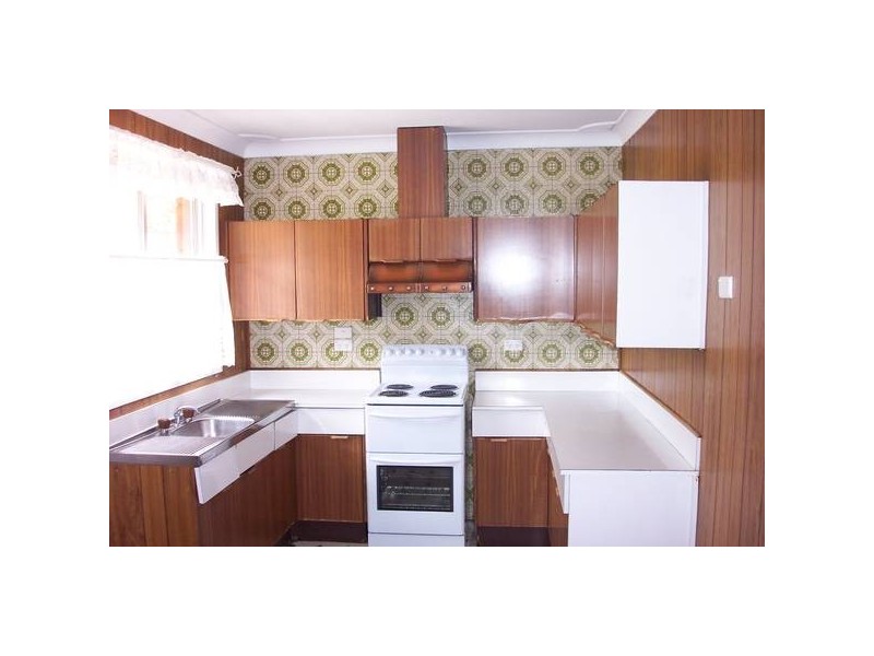 75 Barker Avenue, San Remo NSW 2262