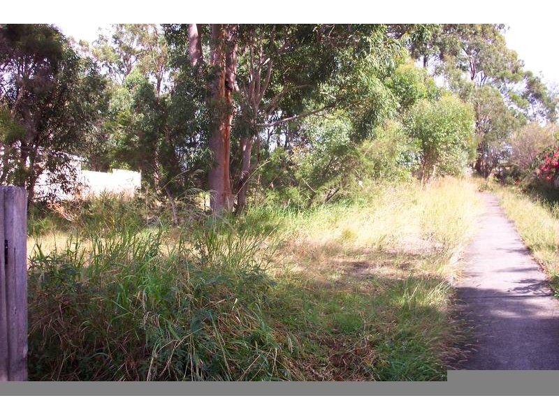 7 Sally Close, Lake Haven NSW 2263