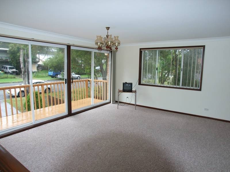 76 Barker Avenue, San Remo NSW 2262