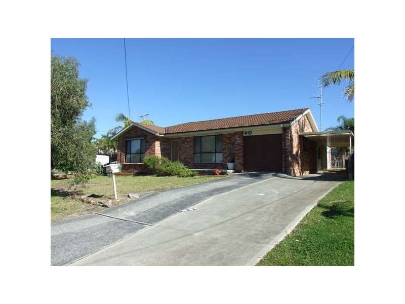 1 Telopea Close, Lake Haven NSW 2263