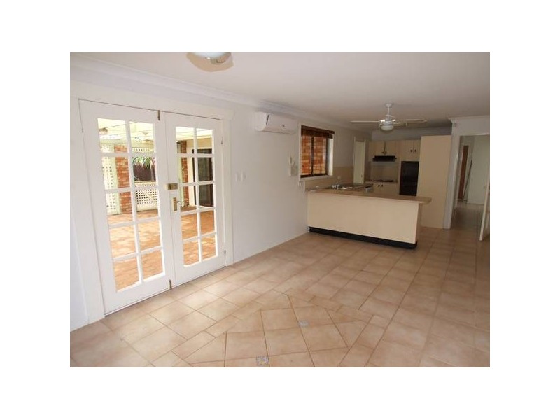 1 Telopea Close, Lake Haven NSW 2263