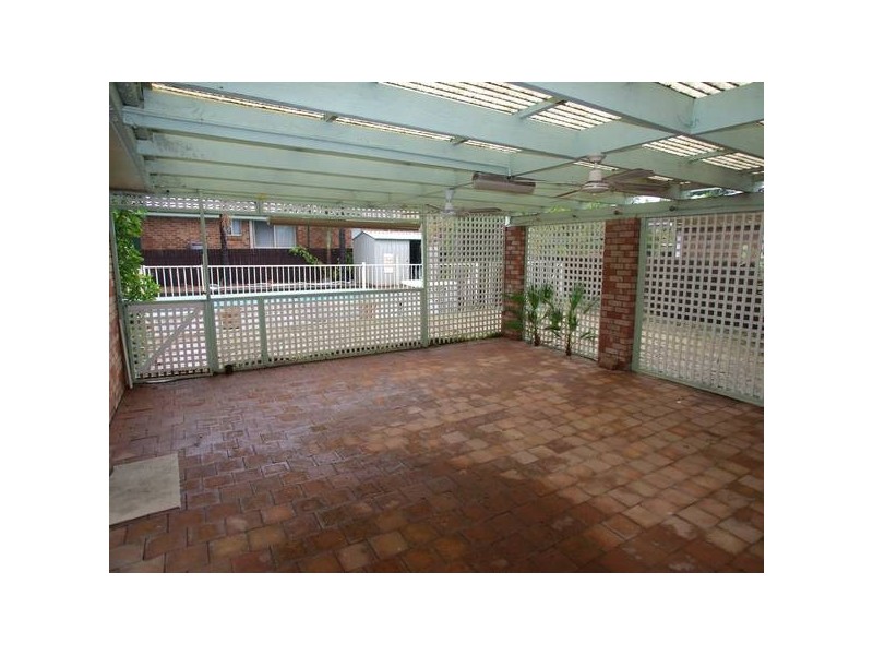1 Telopea Close, Lake Haven NSW 2263