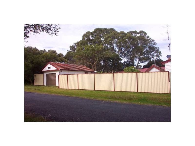 31 Leonard Avenue, Toukley NSW 2263