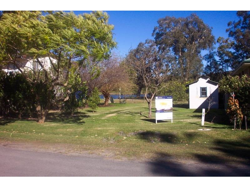 1 Costa Avenue, San Remo NSW 2262