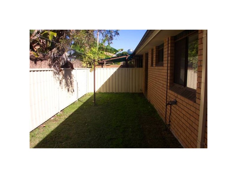 2/16 Moss Avenue, Toukley NSW 2263