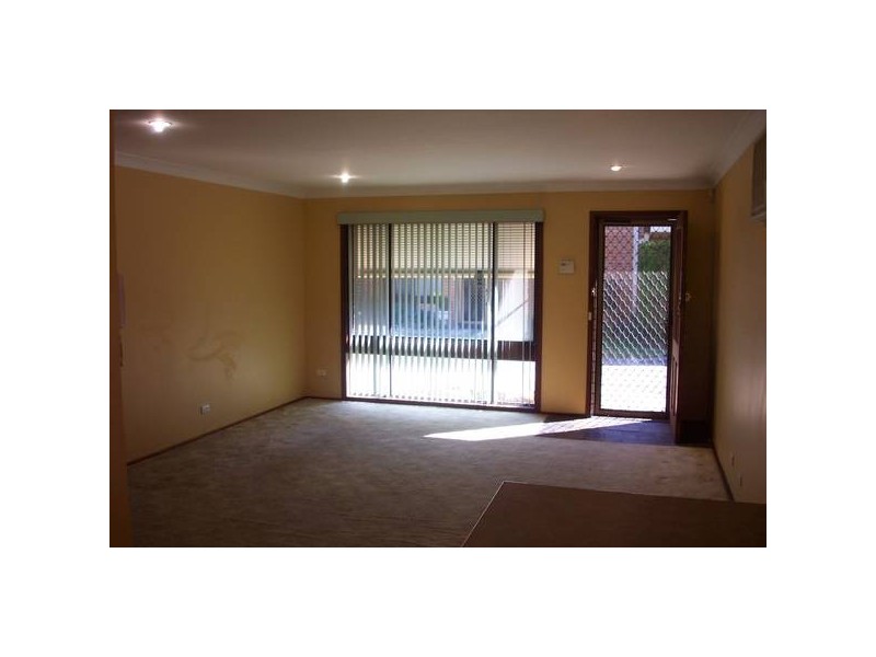 2/16 Moss Avenue, Toukley NSW 2263