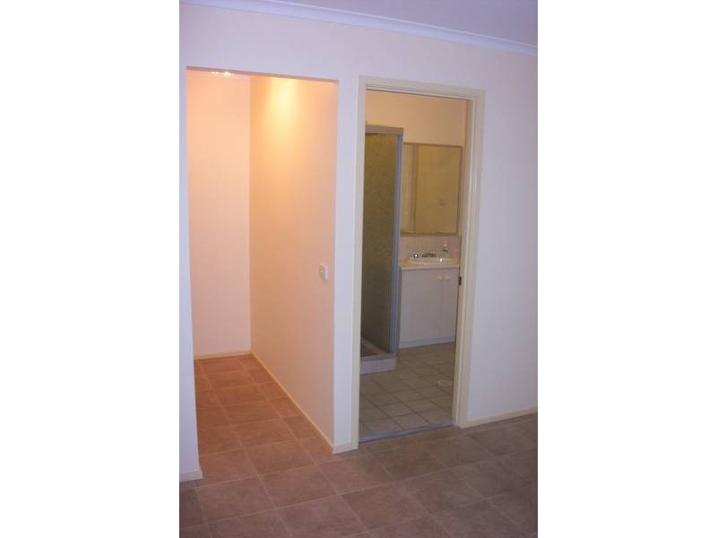 21 Nagle Crescent, Blue Haven NSW 2262