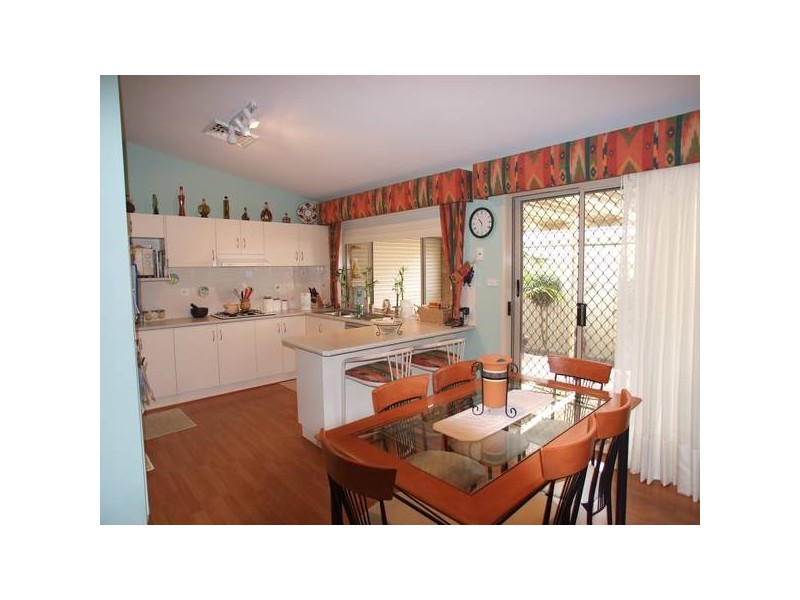 25 Belyando Crescent, Blue Haven NSW 2262