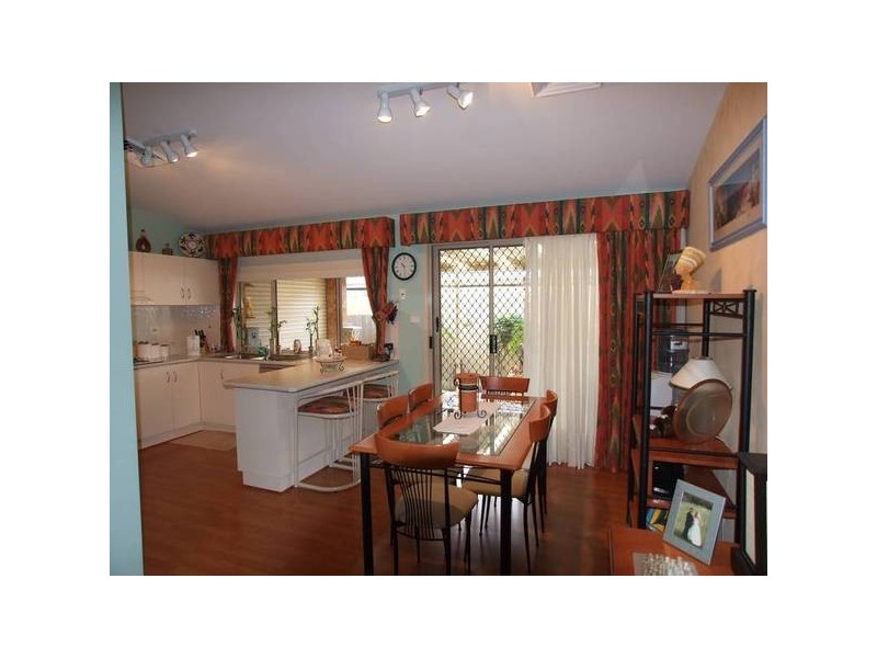 25 Belyando Crescent, Blue Haven NSW 2262