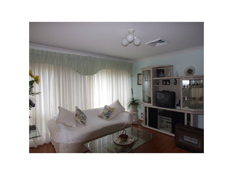 25 Belyando Crescent, Blue Haven NSW 2262