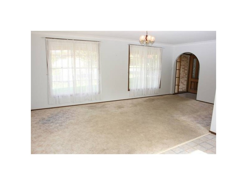 5 Oxford Drive, Lake Haven NSW 2263